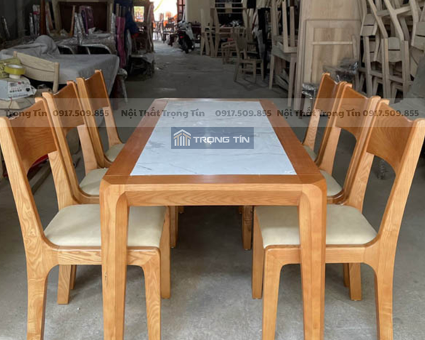 Mẫu bàn ghế ăn hiện đại đơn giản