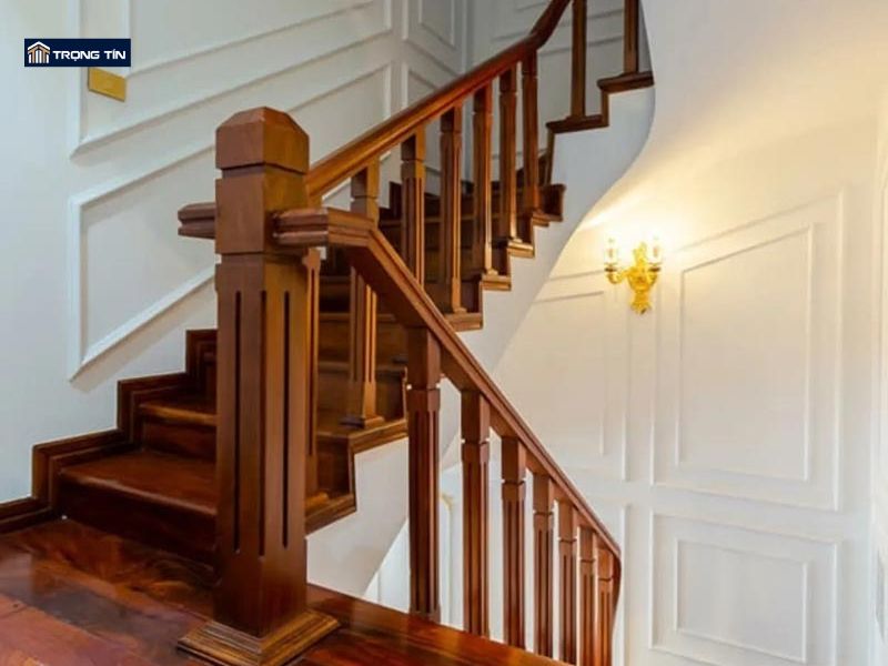 Ưu và nhược điểm của cầu thang gỗ