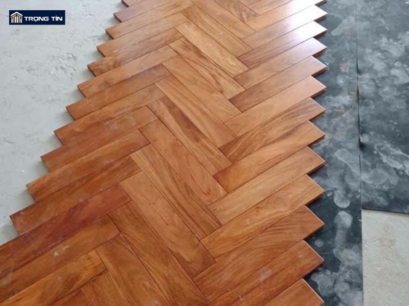 th công sàn gỗ tự nhiên tại trọng tín
